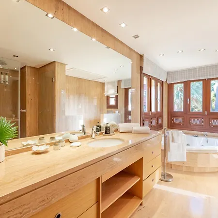 Villa Capellania Bliss By Kura Homes Marbella